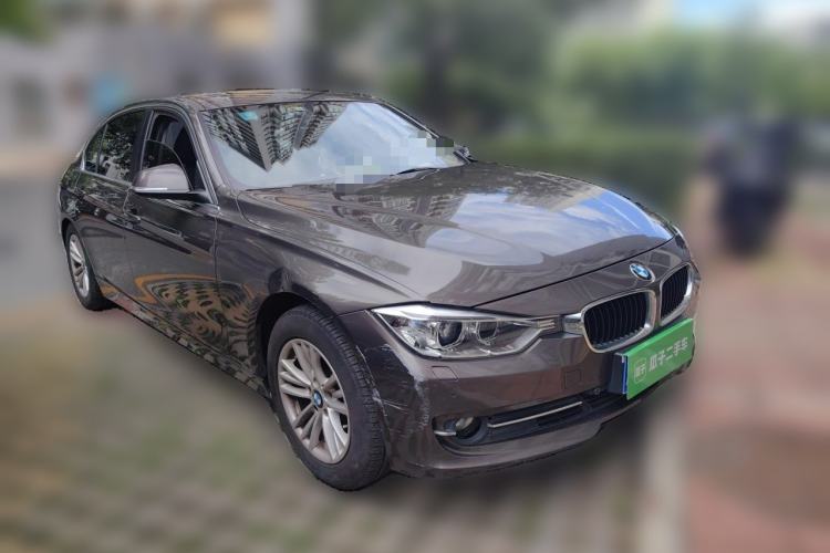 Used BMW 3 Series 2015 320Li Fashion Model Front Right 45 Deg