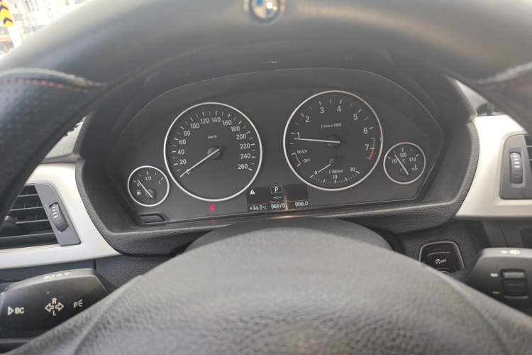 Used BMW 3 Series 2015 320Li Fashion Model Instrument Cluster