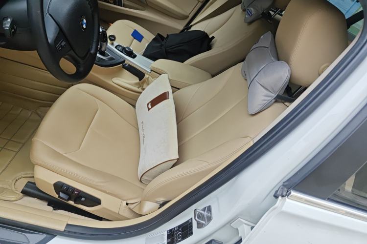 Used BMW 3 Series 2015 320Li Luxury Edition Fashion Model Left Front Seat