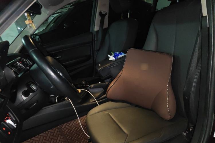 Used BMW 3 Series 2015 320Li Fashion Model Left Front Seat
