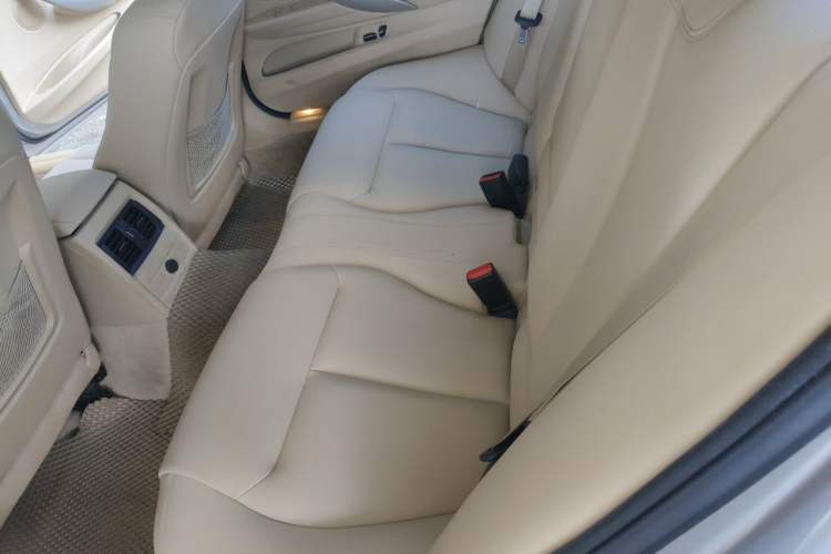 Used BMW 3 Series 2015 320Li Fashion Model Left Rear Seat