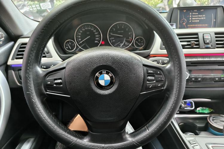 Used BMW 3 Series 2015 320Li Luxury Edition Fashion Model Steering Wheel