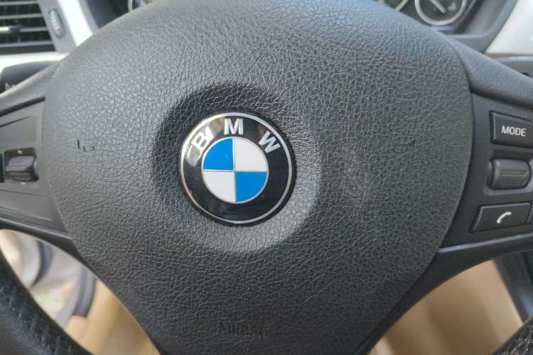 Used BMW 3 Series 2015 320Li Fashion Model Vehicle Key