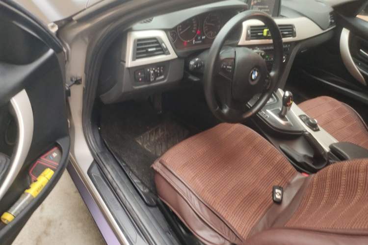 Used BMW 3 Series 2015 316i Active Edition Driver Seat