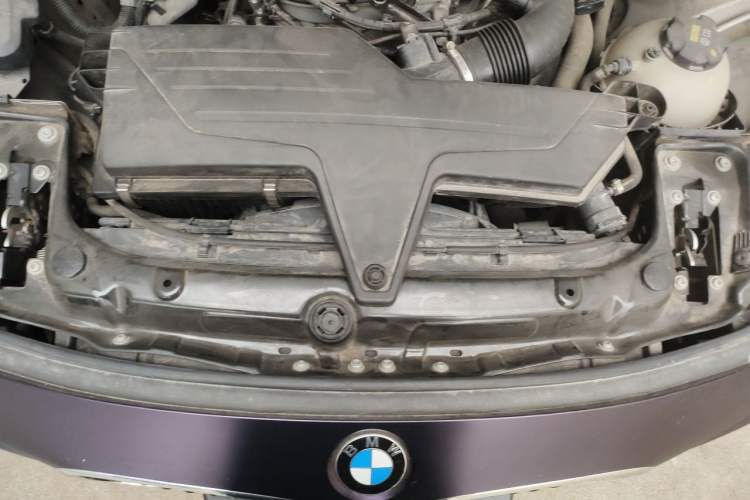 Used BMW 3 Series 2015 316i Active Edition Engine Bay