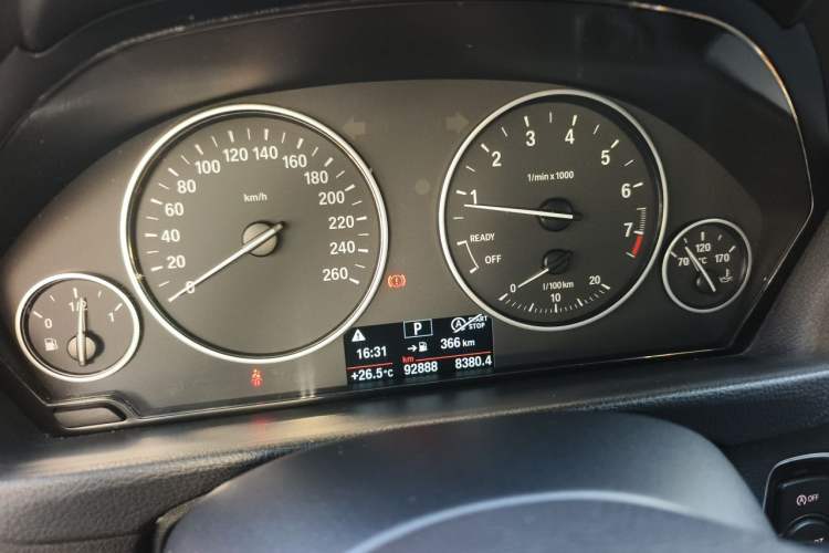 Used BMW 3 Series 2015 320Li Luxury Edition Fashion Model Instrument Cluster