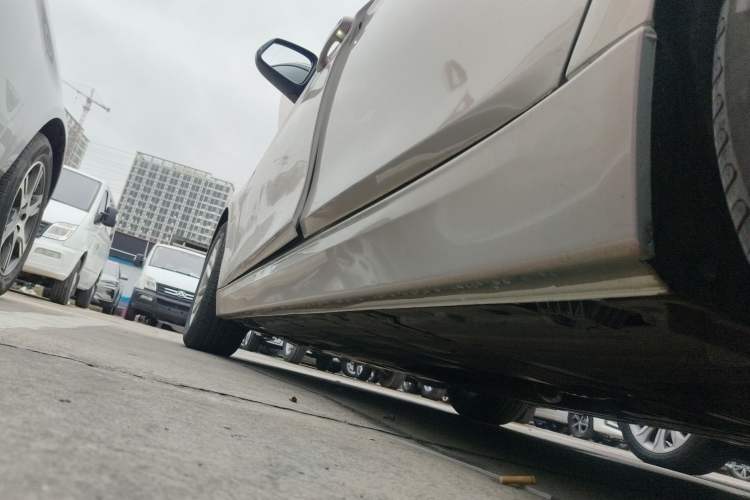 Used BMW 3 Series 2015 320Li Fashion Model Left Side Sill