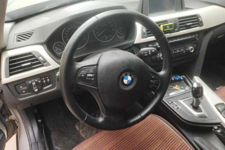 Used BMW 3 Series 2015 316i Active Edition Steering Wheel