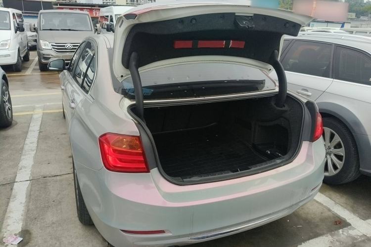 Used BMW 3 Series 2015 320Li Fashion Model Trunk
