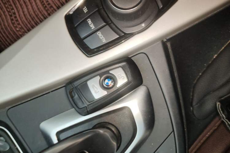 Used BMW 3 Series 2015 316i Active Edition Vehicle Key