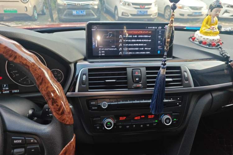 Used BMW 3 Series 2015 320Li Luxury Edition Fashion Model Audio And AC Panel