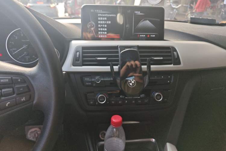 Used BMW 3 Series 2015 320Li Fashion Model Audio And AC Panel