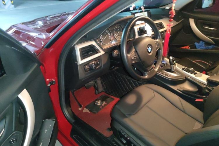 Used BMW 3 Series 2015 320i Fashion Model Driver Seat