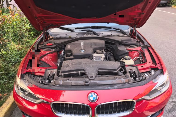 Used BMW 3 Series 2015 320i Sport Design Package Engine Bay