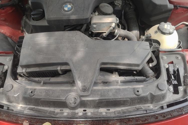 Used BMW 3 Series 2015 320Li Luxury Edition Fashion Model Engine Bay