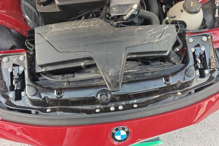 Used BMW 3 Series 2015 320Li Luxury Edition Fashion Model Engine Bay