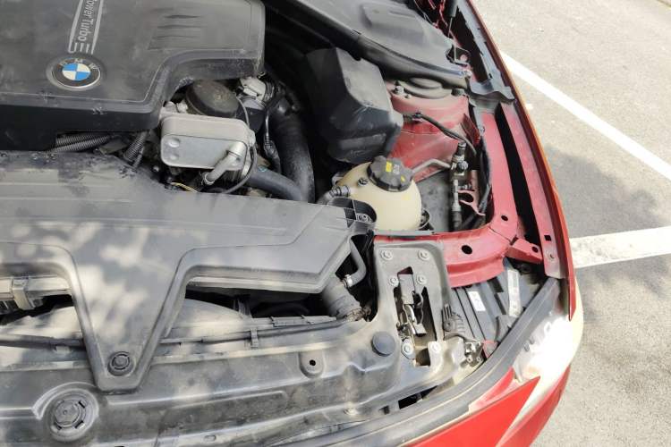 Used BMW 3 Series 2015 320Li Luxury Edition Fashion Model Engine Bay Left
