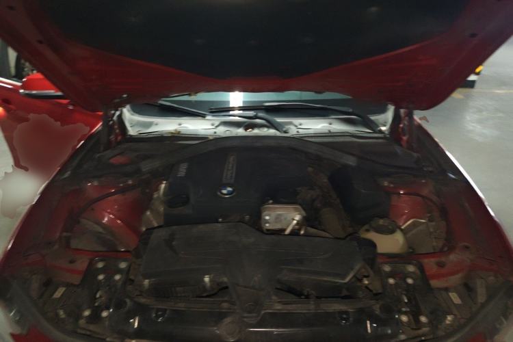 Used BMW 3 Series 2015 320Li Fashion Model Engine Bay