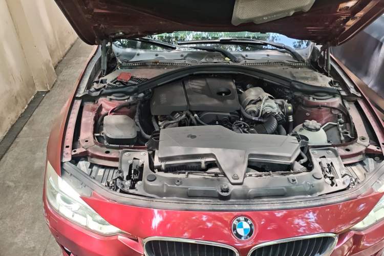Used BMW 3 Series 2015 316Li Fashion Model Engine Bay Right