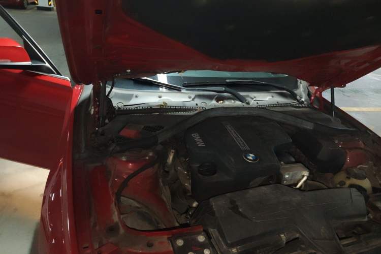 Used BMW 3 Series 2015 320Li Fashion Model Engine Bay Right