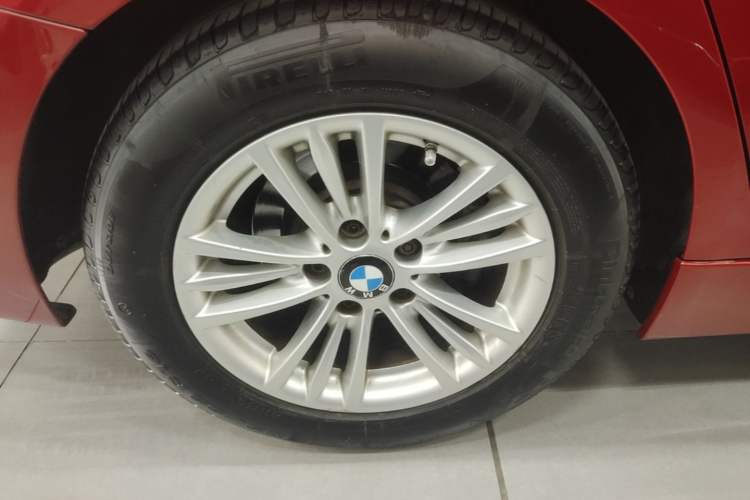 Used BMW 3 Series 2015 320Li Fashion Model Exterior 3