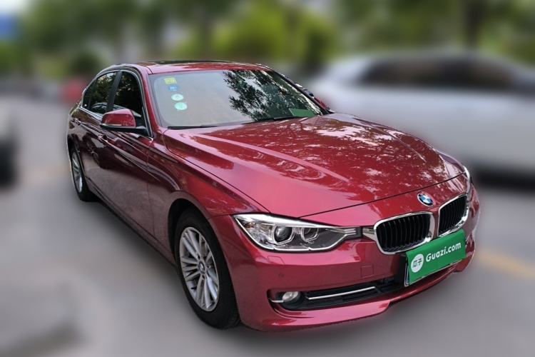Used BMW 3 Series 2015 316Li Fashion Model Front Right 45 Deg