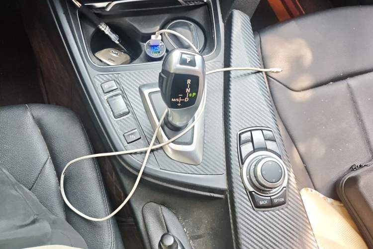 Used BMW 3 Series 2015 320Li Luxury Design Package Gear Lever