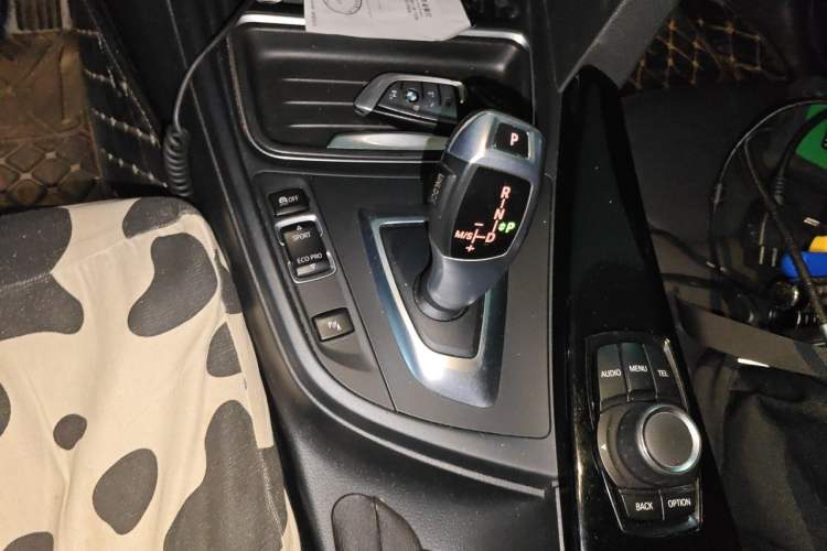 Used BMW 3 Series 2015 320Li Luxury Edition Fashion Model Gear Lever
