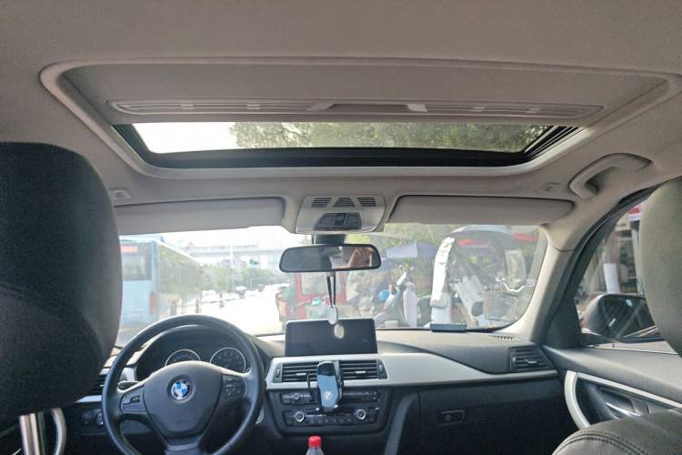 Used BMW 3 Series 2015 320Li Fashion Model Headliner