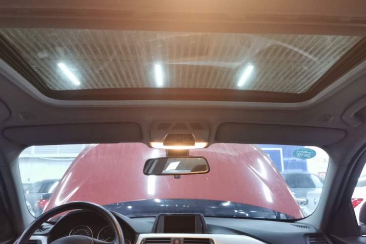 Used BMW 3 Series 2015 320i Luxury Line Stylish Edition Headliner