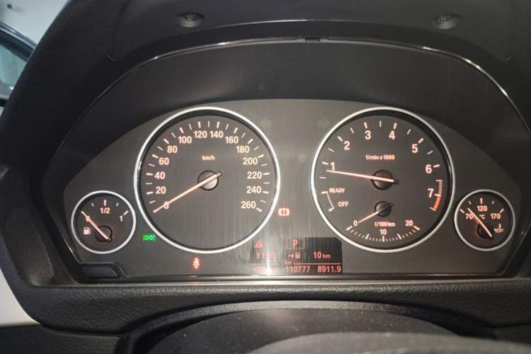 Used BMW 3 Series 2015 320i Luxury Line Stylish Edition Instrument Cluster