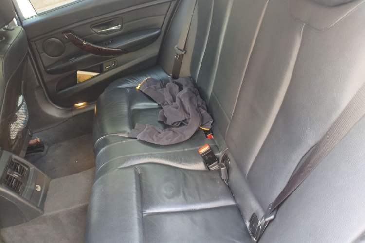 Used BMW 3 Series 2015 320Li Luxury Design Package Left Rear Seat