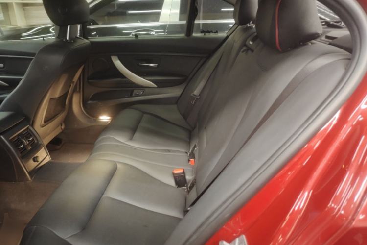 Used BMW 3 Series 2015 320Li Fashion Model Left Rear Seat