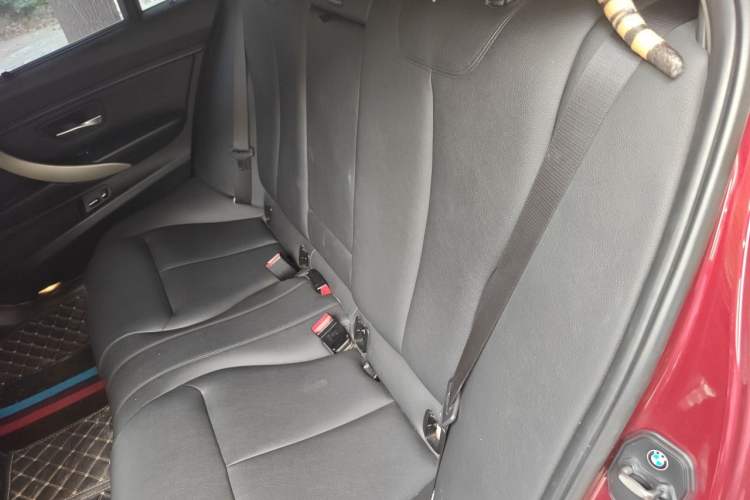 Used BMW 3 Series 2015 320Li Luxury Edition Fashion Model Left Rear Seat