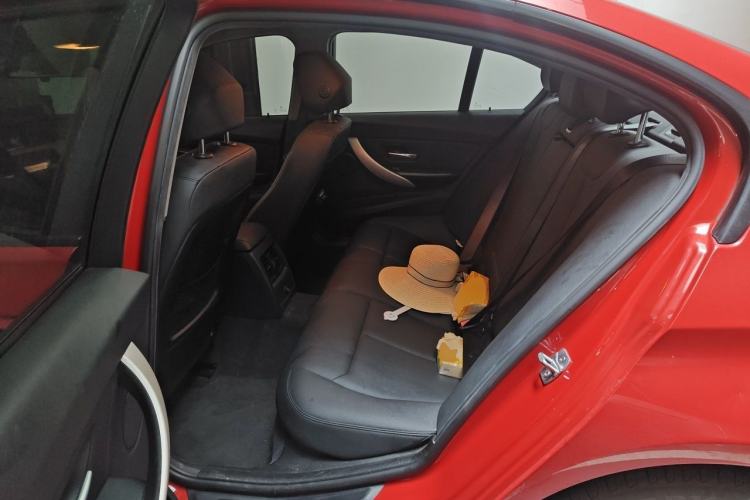 Used BMW 3 Series 2015 320i Fashion Model Left Rear Seat