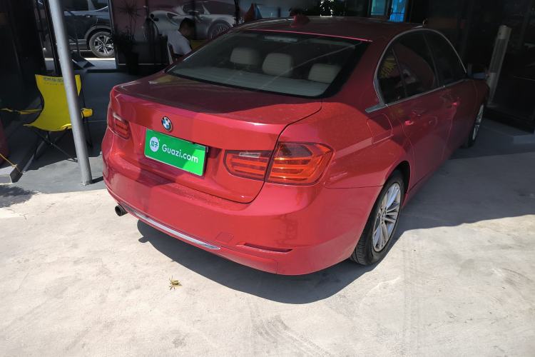 Used BMW 3 Series 2015 316Li Fashion Model Rear Right 45 Deg