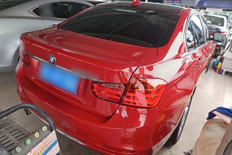 Used BMW 3 Series 2015 328Li Fashion Model Rear Right 45 Deg