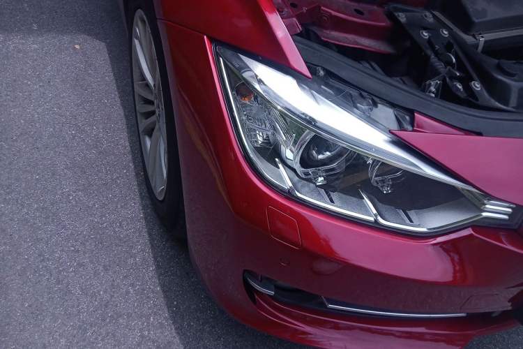 Used BMW 3 Series 2015 316Li Fashion Model Right Front Headlight