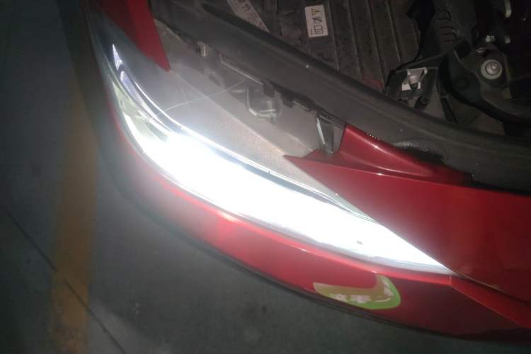 Used BMW 3 Series 2015 320i Fashion Model Right Front Headlight