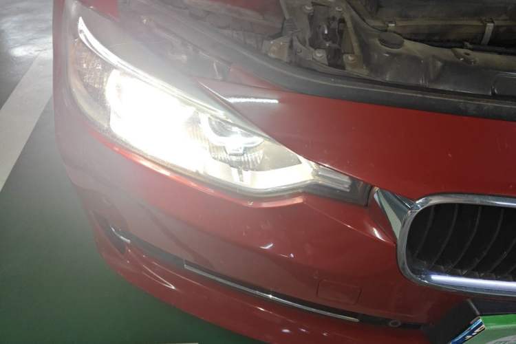 Used BMW 3 Series 2015 320Li Luxury Edition Fashion Model Right Front Headlight