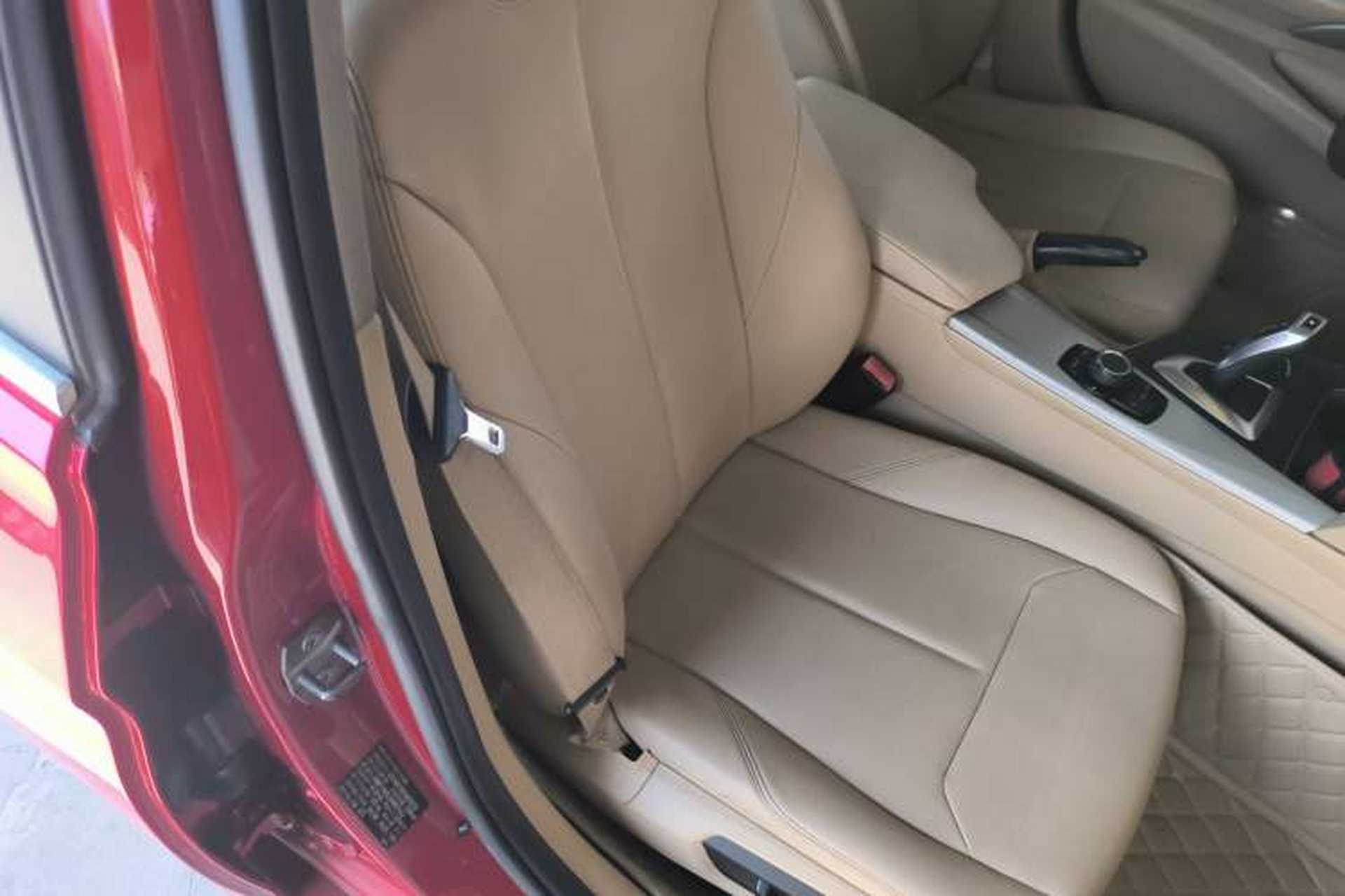 Used BMW 3 Series 2015 316Li Fashion Model Right Front Seat