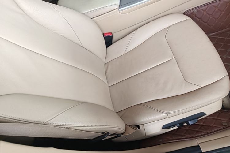 Used BMW 3 Series 2015 328Li Fashion Model Right Front Seat
