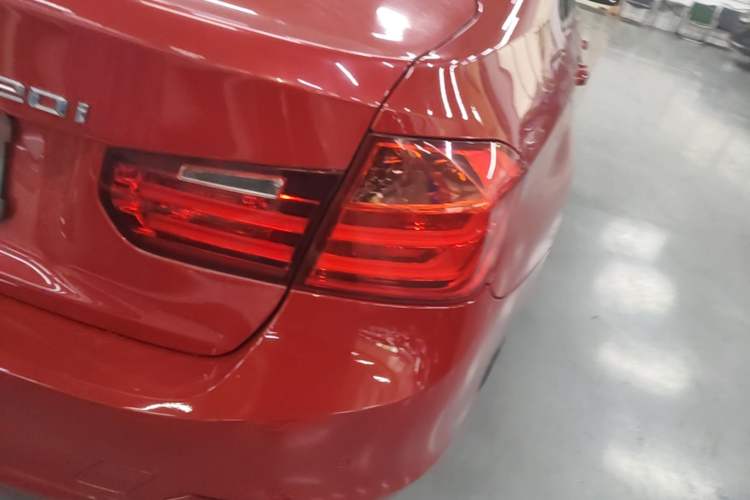 Used BMW 3 Series 2015 320i Luxury Line Stylish Edition Right Rear Taillight