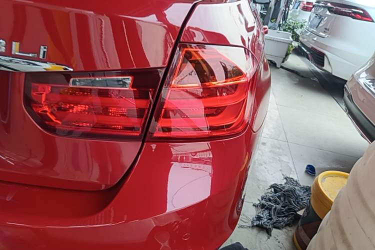 Used BMW 3 Series 2015 328Li Fashion Model Right Rear Taillight