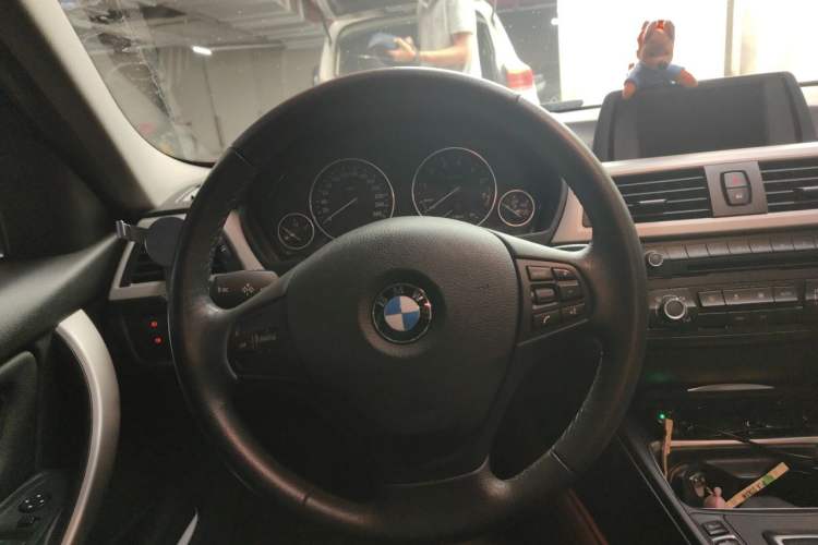 Used BMW 3 Series 2015 316i Active Edition Steering Wheel