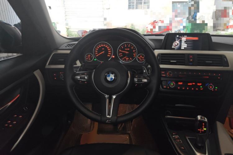 Used BMW 3 Series 2015 320Li Luxury Edition Fashion Model Steering Wheel