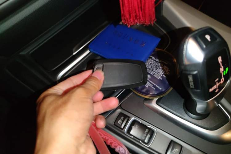 Used BMW 3 Series 2015 320i Fashion Model Vehicle Key
