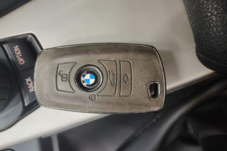 Used BMW 3 Series 2015 320Li Fashion Model Vehicle Key
