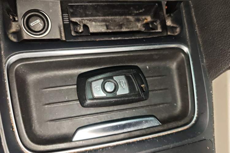 Used BMW 3 Series 2015 320Li Fashion Model Vehicle Key