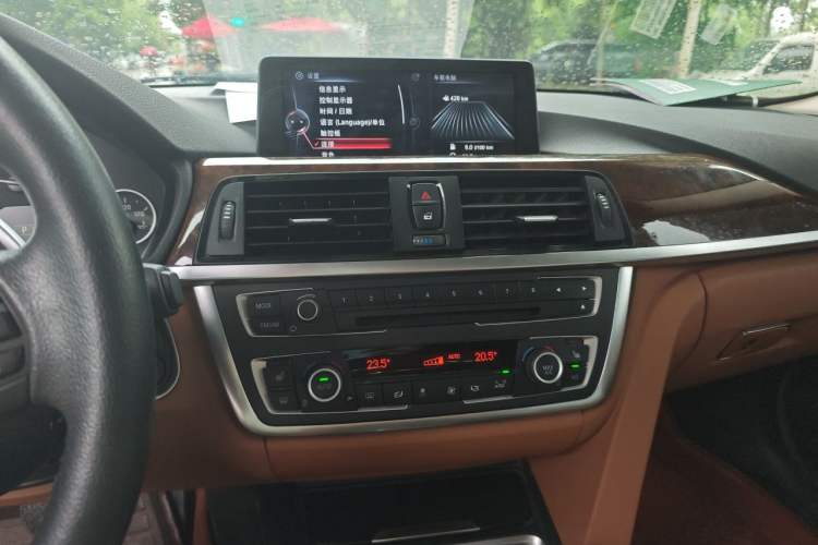 Used BMW 3 Series 2015 320Li Luxury Design Package Audio And AC Panel
